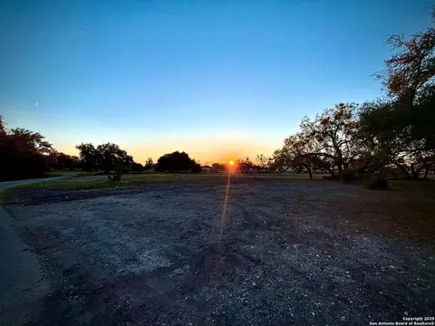 60 Five Iron Cir, Brackettville, TX 78832