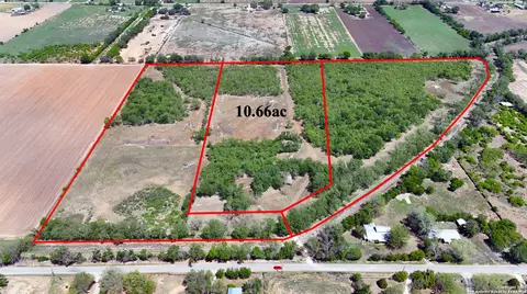 304 Cr 6611 Tract #2, Devine, TX 78016