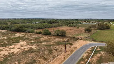 View/Area - 16687 Pr 681, Lytle, TX 78052 photo 7 of 35