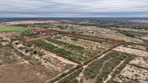Other - 16687 Pr 681, Lytle, TX 78052 photo 4 of 10