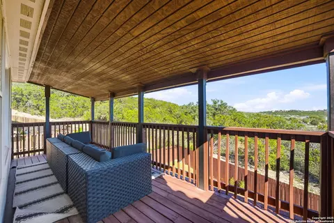 18022 Muir Gln, San Antonio, TX 78257