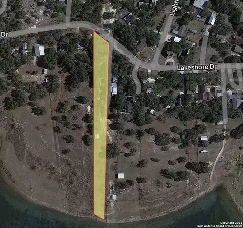 2184 Lakeshore, Canyon Lake, TX 78133