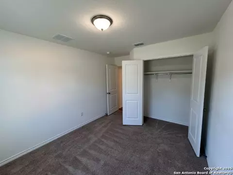 Bedroom - 7207 Solar Eclipse, Converse, TX 78109 photo 2 of 4