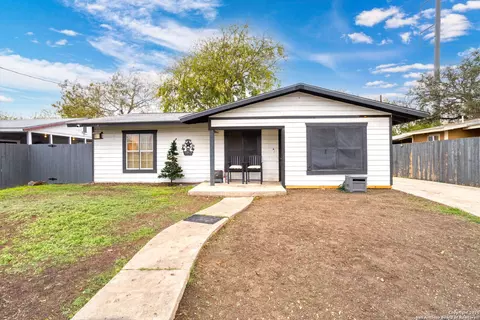 243 Yolanda, San Antonio, TX 78228