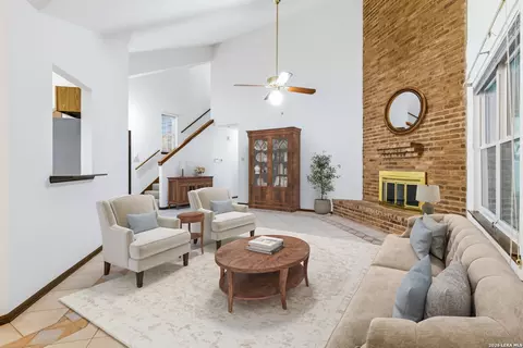 14658 Highland Rdg, San Antonio, TX 78233