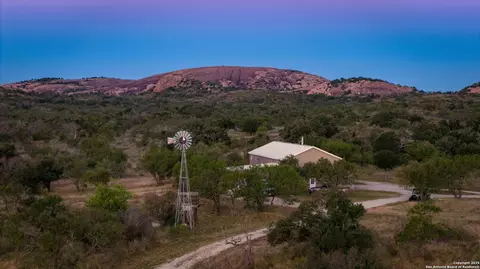 7702 Ranch Road 965, Llano, TX 78643