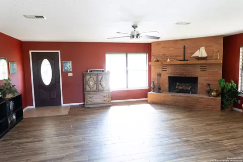 Living - 1318 Kc 3151, Junction, TX 76849 photo 3 of 3