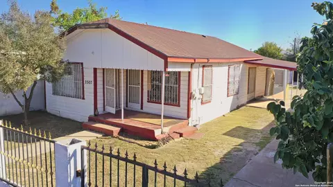 2507 Flores, Laredo, TX 78040