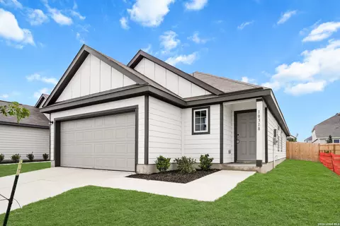 10318 Fuji Ct, San Antonio, TX 78224