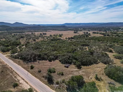 lot5 Sophie Dr, Bandera, TX 78003