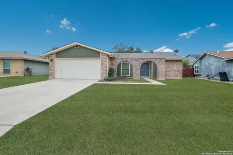 1009 Victoria Xing, San Antonio, TX 78245