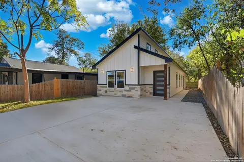 930 Gladstone, San Antonio, TX 78225