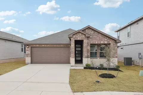 3019 Nash Dr, New Braunfels, TX 78132