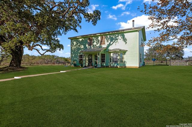 360 Fm 2504, Poteet, TX 78065 | MLS# 1927637 | 44 Photos - Movoto