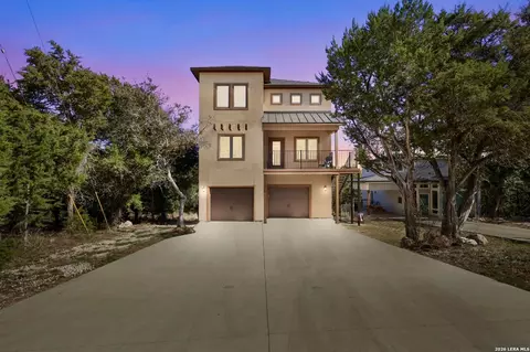 1216 Canyon Lk, Canyon Lake, TX 78133