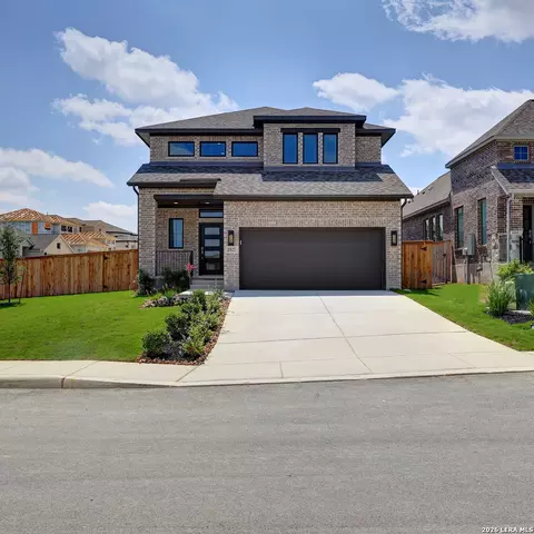 2527 Oxford Rdg, San Antonio, TX 78245