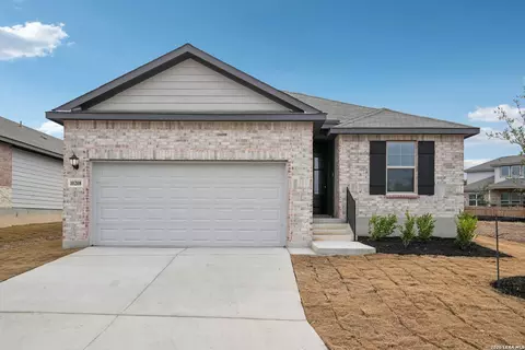 10208 King Robert, San Antonio, TX 78239