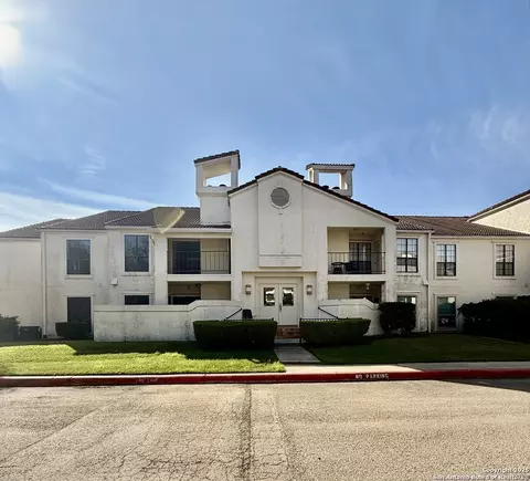 2255 Thousand Oaks #808, San Antonio, TX 78232