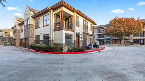7342 Oak Mnr #6204, San Antonio, TX 78229