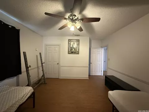 Bedroom - 305 E Thornton St, Three Rivers, TX 78071 photo 1 of 2