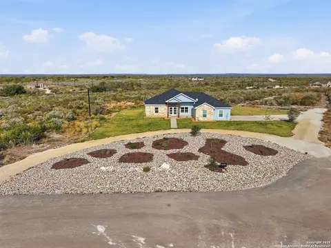View/Area - 59 Greystone Hls, Uvalde, TX 78801 photo 1 of 6