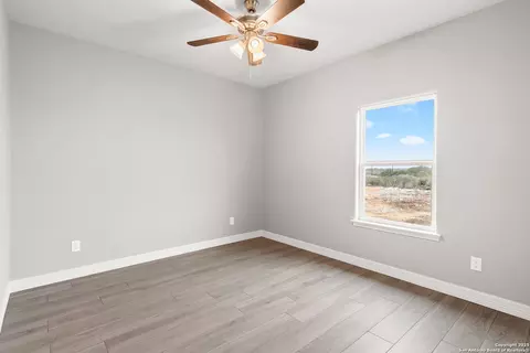 Bedroom - 59 Greystone Hls, Uvalde, TX 78801 photo 5 of 5