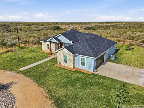 View/Area - 59 Greystone Hls, Uvalde, TX 78801 photo 5 of 6