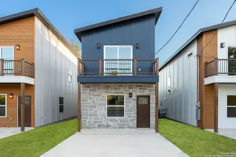 214 Cooper St, San Antonio, TX 78210