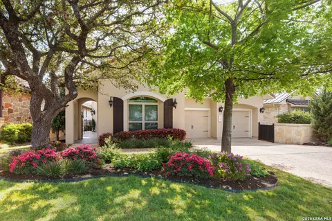 10 Denbury Gln, San Antonio, TX 78257