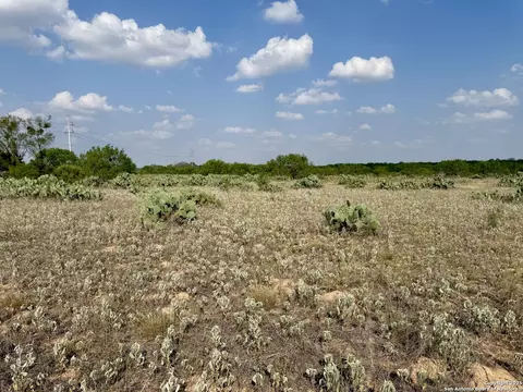tbd E Lot 62 E Cr 1647, Moore, TX 78057