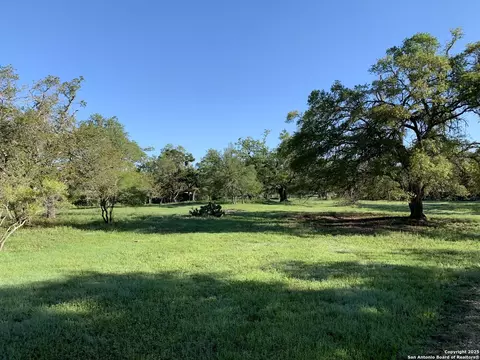 650 Windmill Rdg, Blanco, TX 78606
