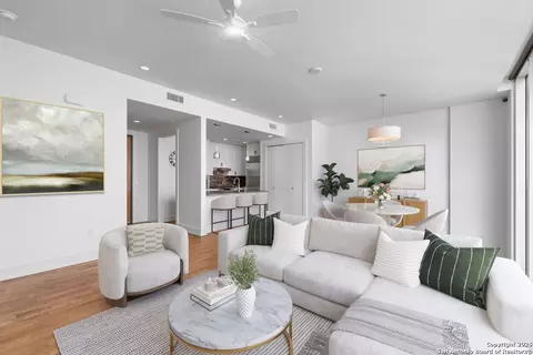 610 E Market UNIT 3110, San Antonio, TX 78205