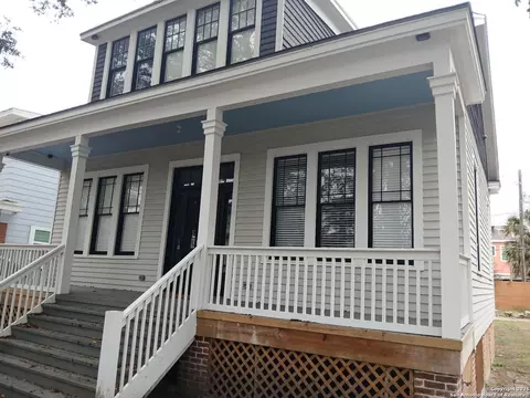 3520 Avenue K, Galveston, TX 77550