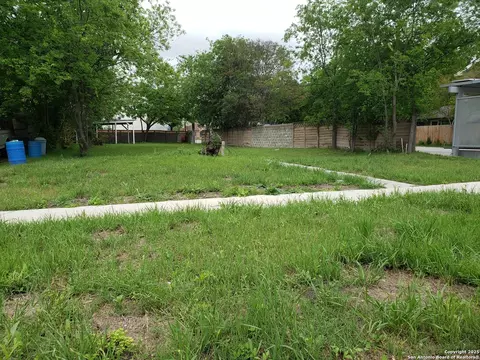 1701 W Summit Ave, San Antonio, TX 78201