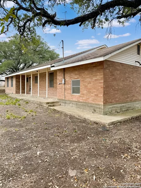 6462 Fm 1144, Karnes City, TX 78118 photo 5