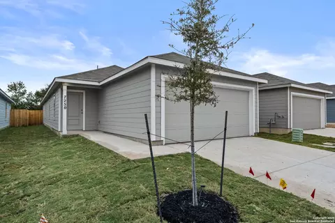 7250 Brownleaf Dr, San Antonio, TX 78227