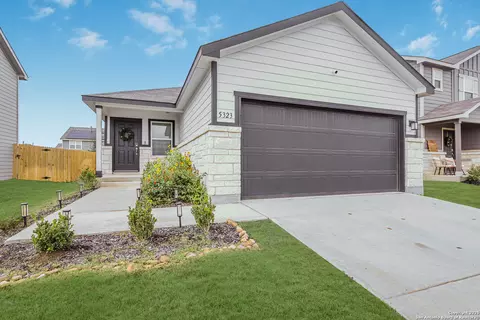 Exterior - 5323 Franklin Hls, Von Ormy, TX 78073 photo 2 of 3