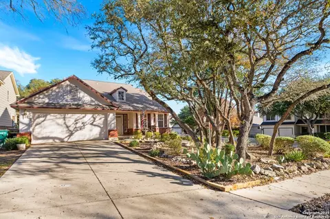 13102 Stoney Crk, Universal City, TX 78148