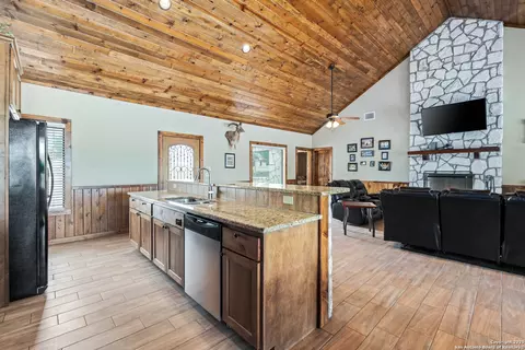 Kitchen - 72 Mountain Laurel, Concan, TX 78838 photo 3 of 3