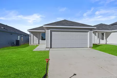 3820 Swift Fox Rd, New Braunfels, TX 78130