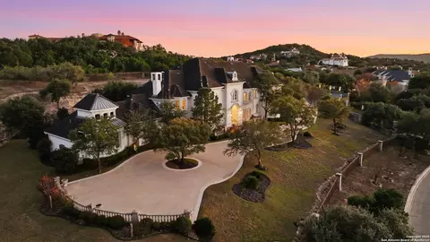 2 Admirals Way, San Antonio, TX 78257