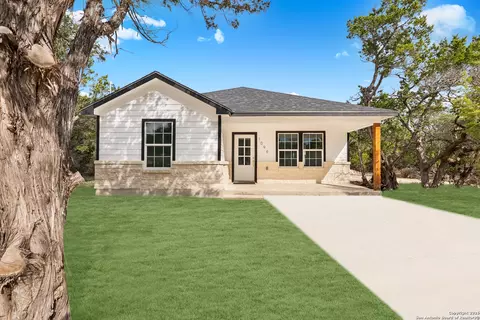1096 Deer Vly, Spring Branch, TX 78070
