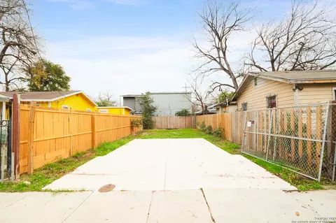1610 Loma Vis, San Antonio, TX 78207