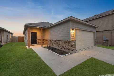 3408 Mccrae, San Antonio, TX 78264