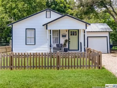 660 S Guenther Ave, New Braunfels, TX 78130