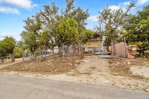 324 Doe, Canyon Lake, TX 78133