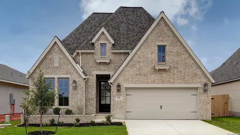 173 Mountain Oak, Castroville, TX 78009