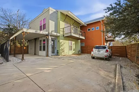 422 Hays St #3, San Antonio, TX 78202