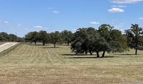 3100 Cattle Guard, Cuero, TX 77954