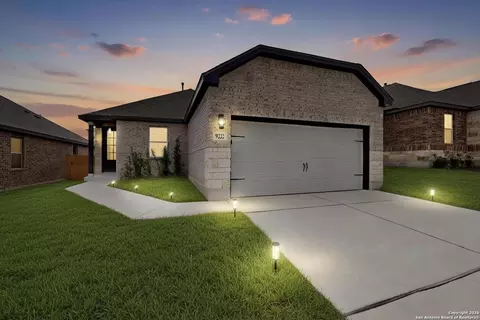 9222 Espadrille Run, Converse, TX 78109